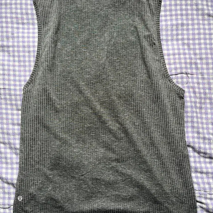 [BUNJANG] Lululemon Metal Vent Sleeveless Forest Green / 룰루레몬 메탈벤트 슬리브리스 포레스트그린