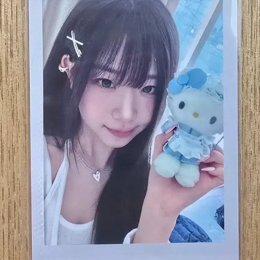 [BUNJANG] tripleS AAA ChaeYeon Photocard / 트리플에스 공방 포카 채연 양도합니다