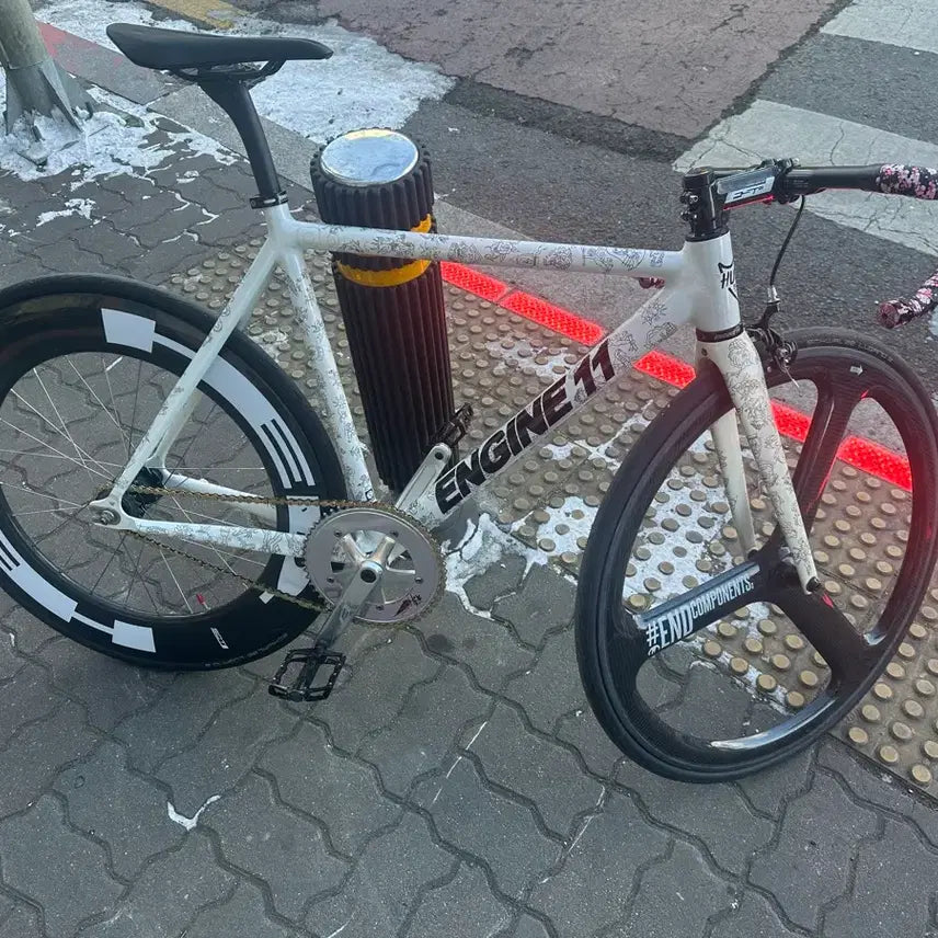 [BUNJANG] HED Decal Carbon Tri-Spoke Rear Wheelset / 헤드 데칼 리어휠 end 카본삼발이 휠셋 급처