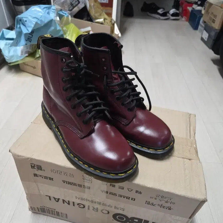 [BUNJANG] Dr. Martens Cherry Red Leather Boots UK 7 / 닥터마틴 체리레드 uk7