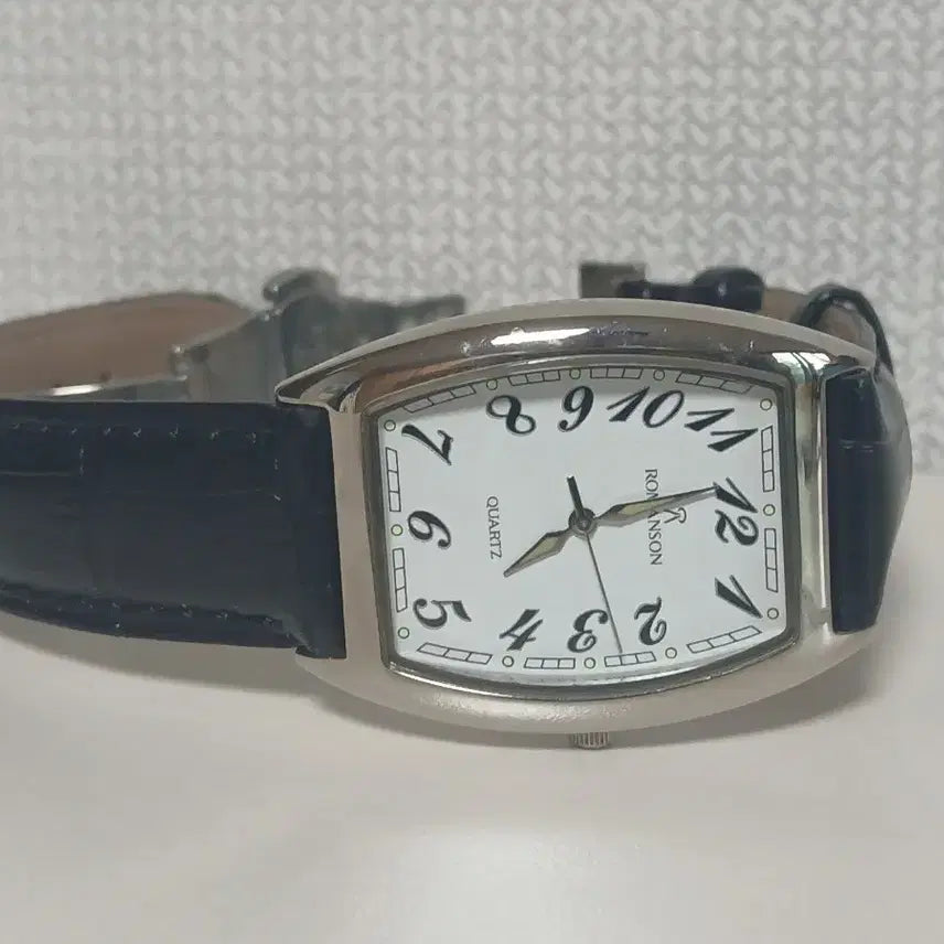 [BUNJANG] Romanson Quartz Watch Black Leather Strap / 로만손 쿼츠 시계 블랙 가죽 스트랩