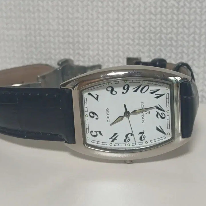 [BUNJANG] Romanson Quartz Watch Black Leather Strap / 로만손 쿼츠 시계 블랙 가죽 스트랩