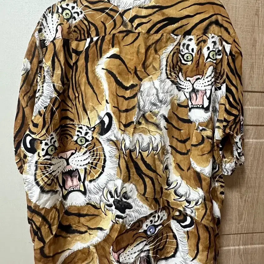 [SOLD OUT] 와코마리아 셔츠