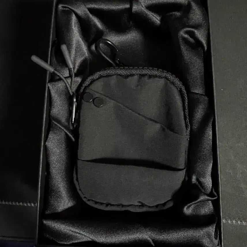 [BUNJANG] Songzio Pouch Keychain / 송지오 파우치 키링 판매합니다