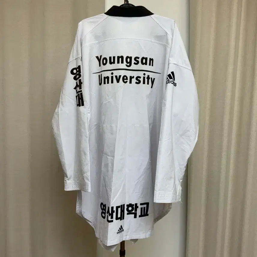 [BUNJANG] Youngsan University Taekwondo Dobok / 영산대학교 태권도 도복 200