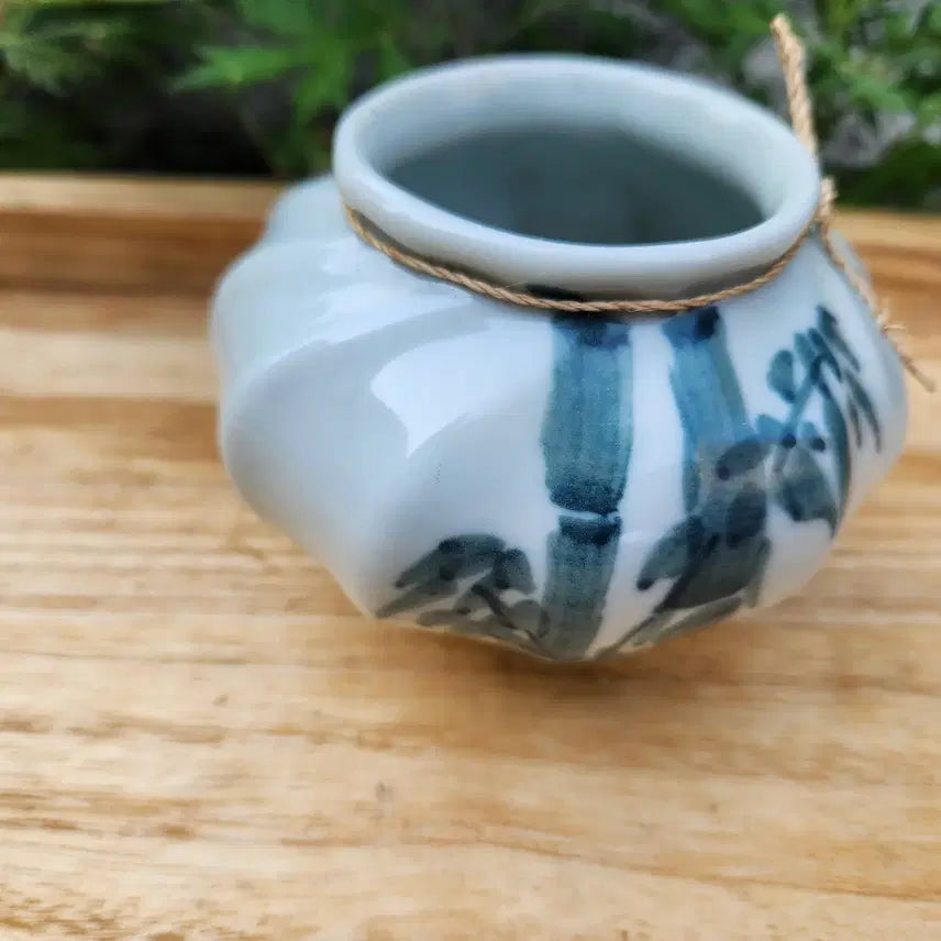 [BUNJANG] Baekja Cheonghwa Jukmun Tea Jar / 백자청화  죽문차호