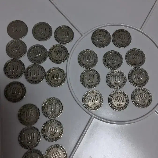 [BUNJANG] 100 Won Coin Bundle Set (1972-1982) / 옛날 동전 100원 동전 입니다