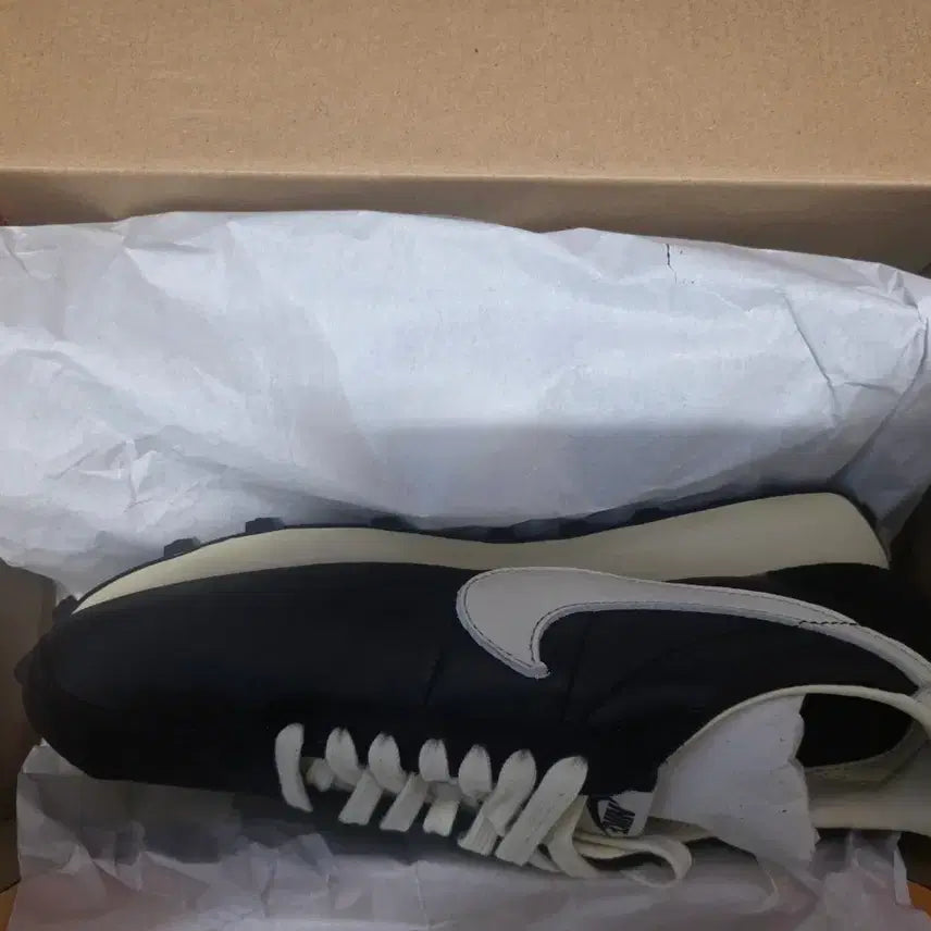 [BUNJANG] Nike LD-1000 Premium Black 270 / 새상품 나이키 ld-1000 프리미엄 블랙 270