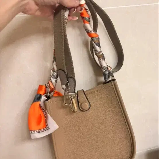 [BUNJANG] Punch Logo Shoulder Bag / h펀칭로고 ㅇㅂ리ㄴ백