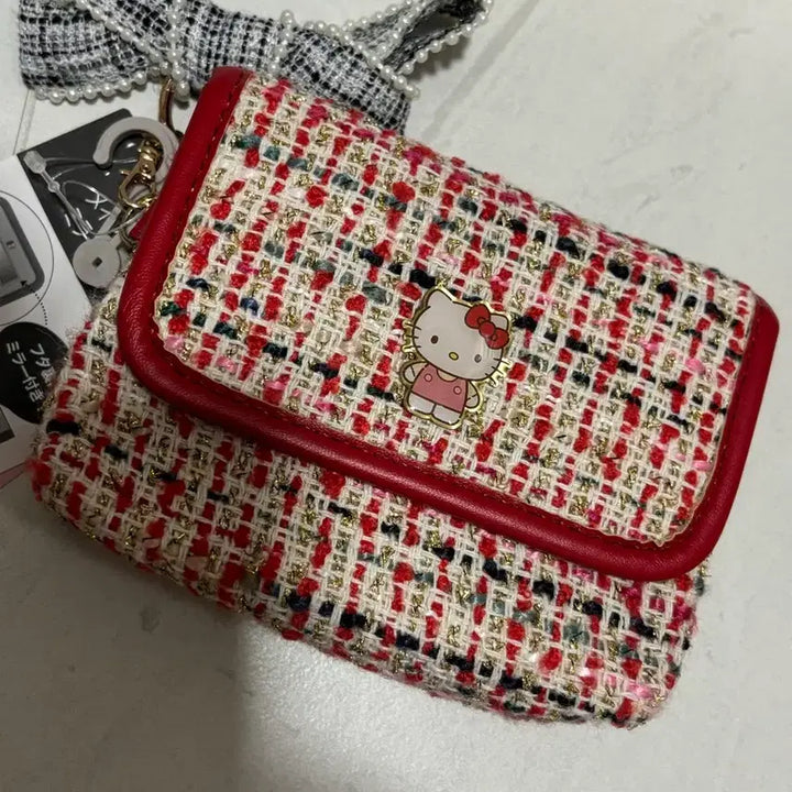 [BUNJANG] Hello Kitty Tweed Pouch with Mirror / 키티 거울 파우치 트위드 파우치