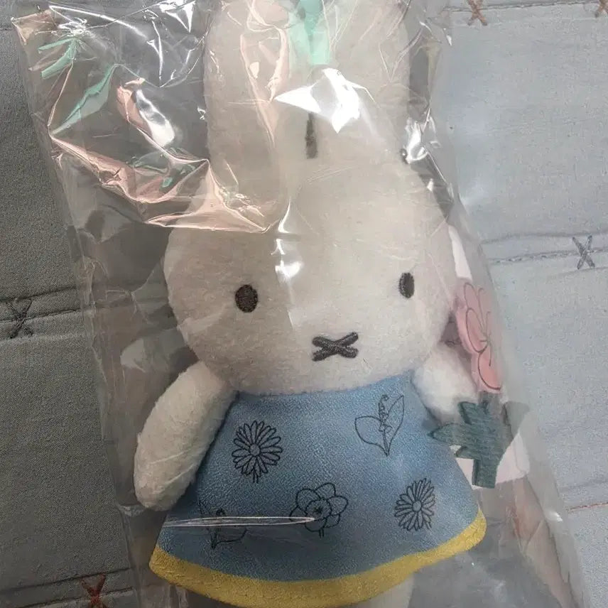 [BUNJANG] Miffy Limited Edition Mascot / 미피 마스코트(한정판)