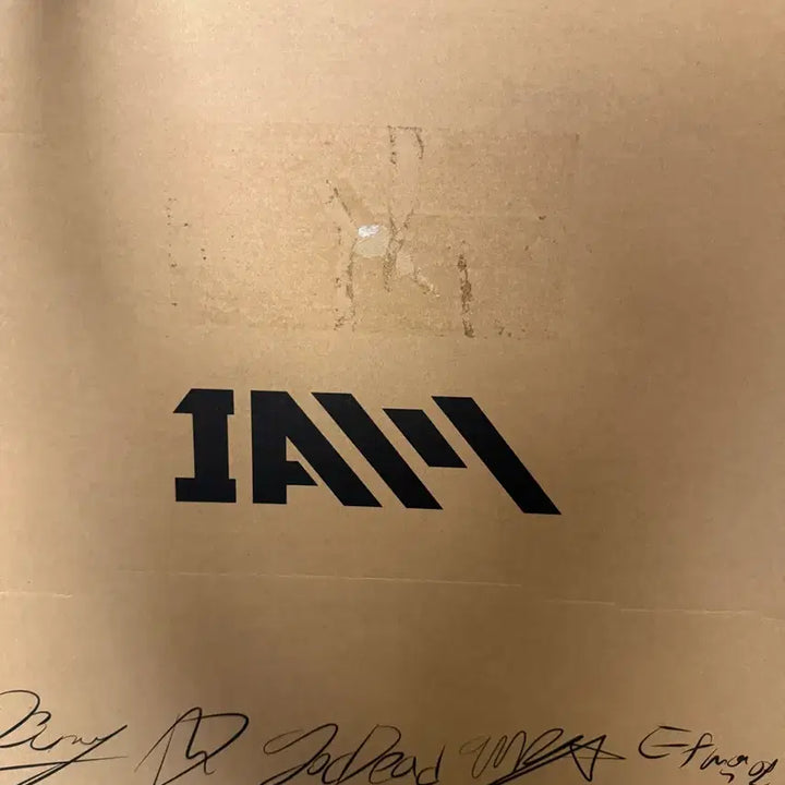 [SOLD OUT] IAM마우스패드 팝니다