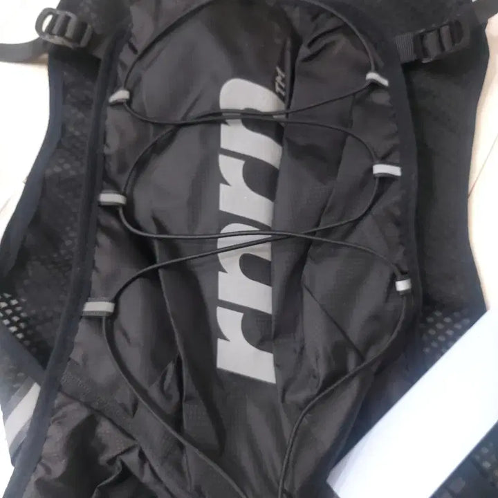 [BUNJANG] Lightweight Running Vest with Storage Bag for Trail Running, Hiking, and Marathon / rnrn 러닝조끼 베스트 트레일 등산 런닝 마라톤 경량 가방