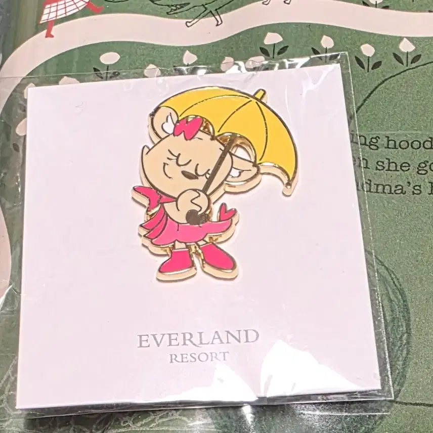 [BUNJANG] Everland Rainbow Lala Badge / 에버랜드 레인보우 라라뱃지예요.
