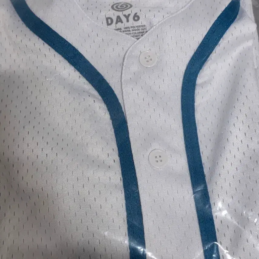 [BUNJANG] Day6 K-Tour The K-DECK Baseball Jersey (L) / 데이식스 해투 더케이드 야구져지 (L사이즈)