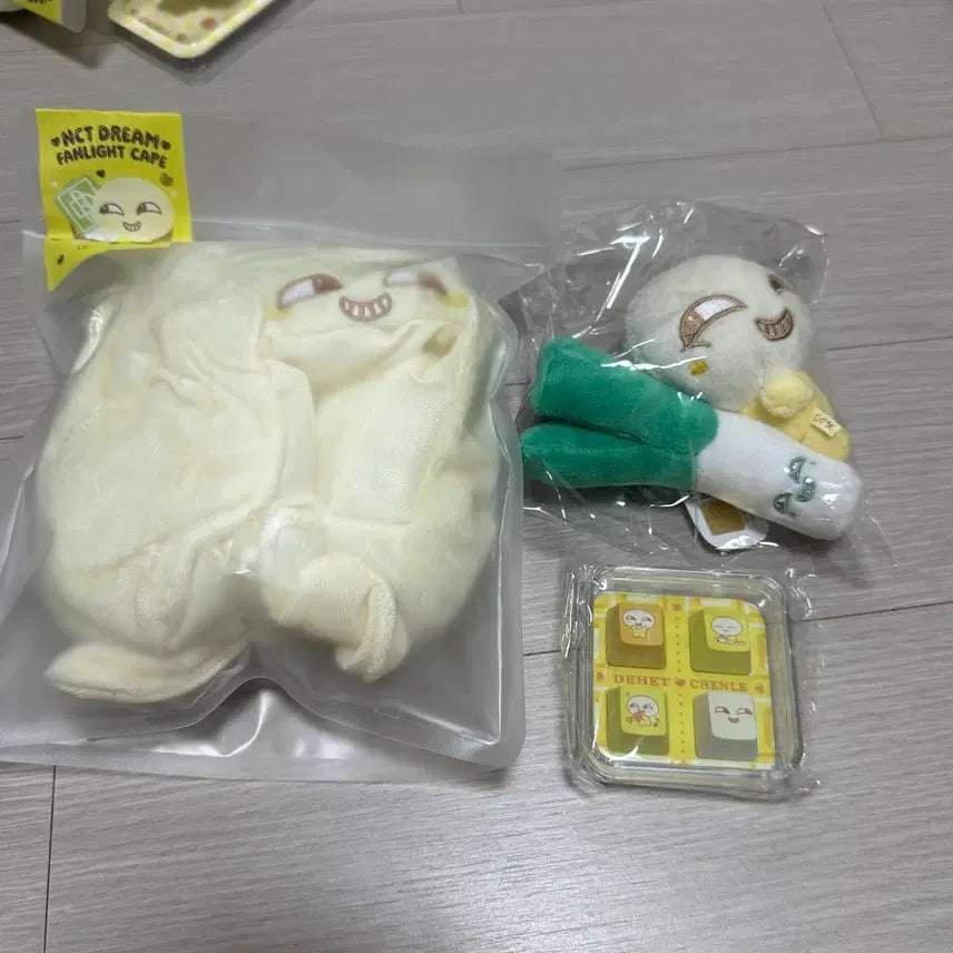 [BUNJANG] NCT Dream Cheonlo "Dehet" Cape Mini Doll Keycap Bundle Set / 엔시티드림 천러 데헷 케이프 미니돌 키캡 일괄 양도