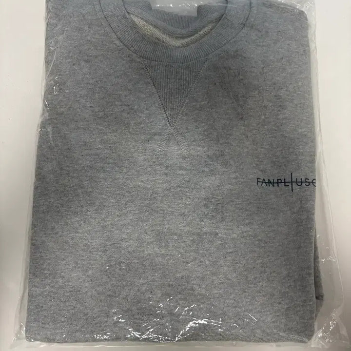 [BUNJANG] G-Dragon Fan Meeting Sweater T-Shirt / 급처)지드래곤 팬미팅 스웨터셔 츠