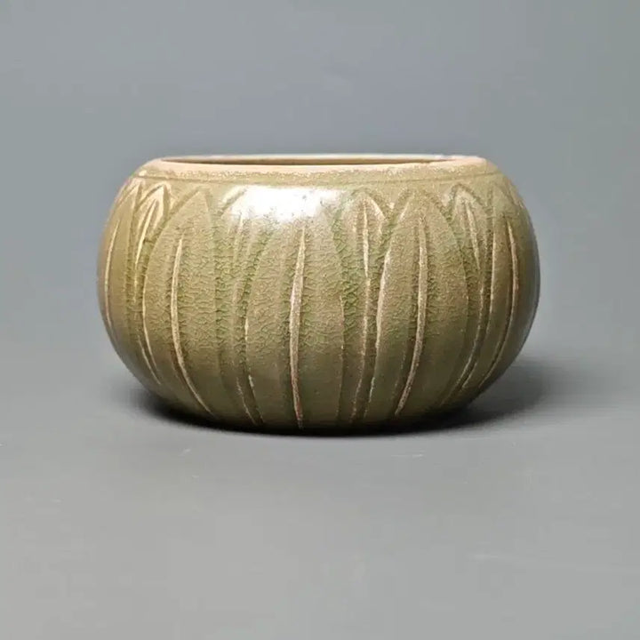 [BUNJANG] Yuan Dynasty Celadon Lotus Pond Bowl - Authentic Excavated Chinese Ceramic Antique / [진품] 원대 원나라 시기 출토품 연판문 청자 수반 중국도자기 골동품