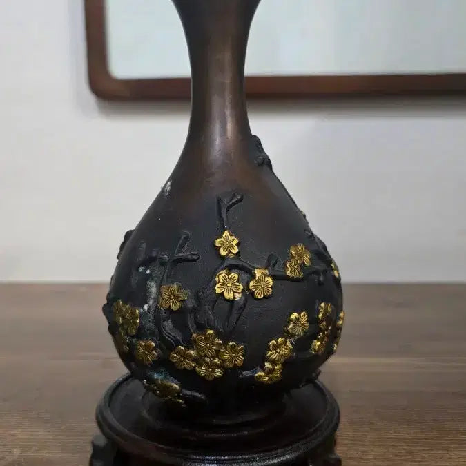 [SOLD OUT] 청동 매화화병