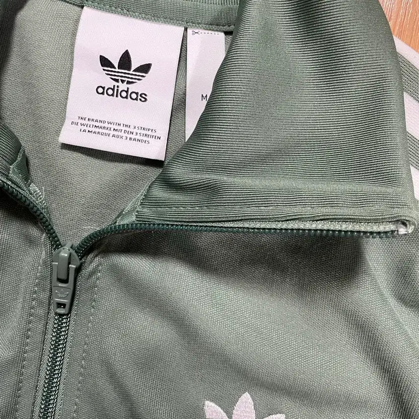 [BUNJANG] Adidas Beckenbauer Track Jacket / 아디다스 카키 그린 베켄바우어 져지 트랙탑 집업 자켓 트레이닝