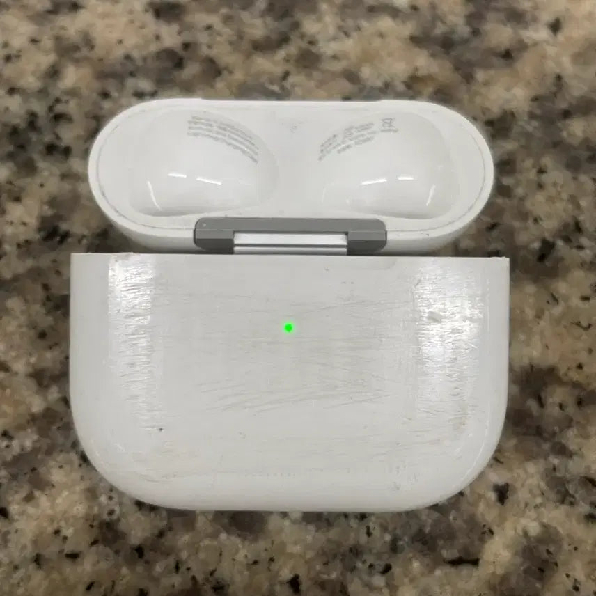 [BUNJANG] Apple AirPods 3rd Generation (Charging Case Only) / 에어팟3세대 본체 상태굿 싸게 급처!!