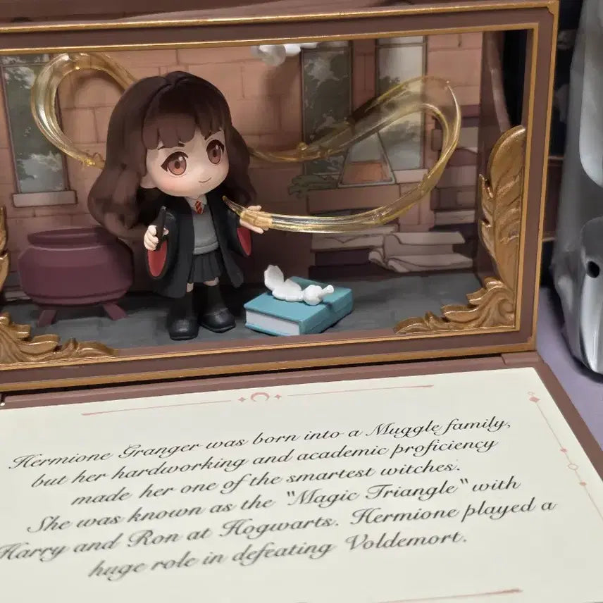 [BUNJANG] Pop Mart Harry Potter World Hermione &amp; Ginny Bundle Set Figures / 팝마트 해리포터 세계관 피규어 헤르미온느, 지니 일괄