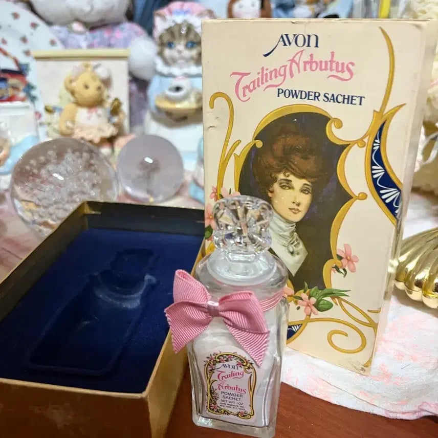 [BUNJANG] Avon Trailing Arbutus Powder Sachet Pink Ribbon Vintage Decor / 가격제안O)빈티지 에이본 트레일링 아르부투스 파우더 사셰 핑크 리본 장식