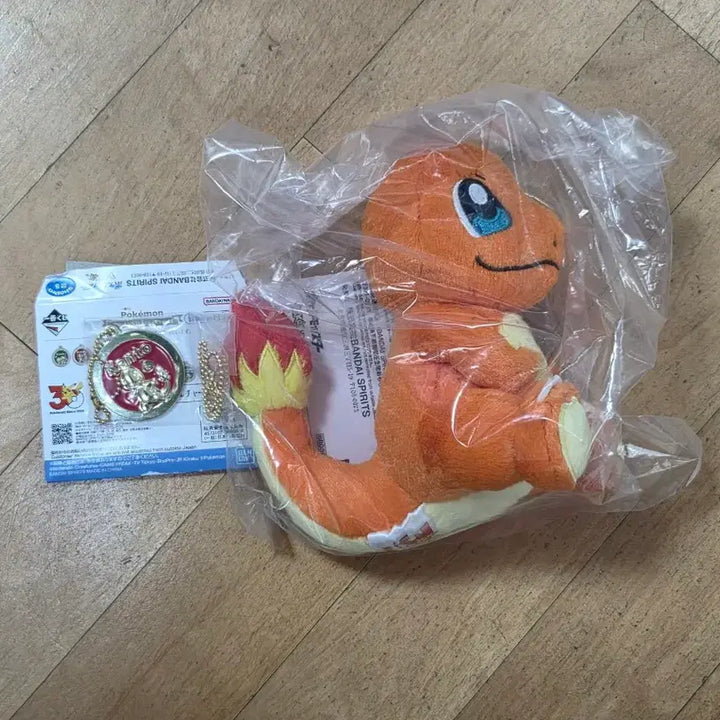 [BUNJANG] Pokemon 30th Anniversary Charmander Figure (Sealed) / 포켓몬스터 30주년 C상 파이리 인형 J상 파이리 세트 미개봉