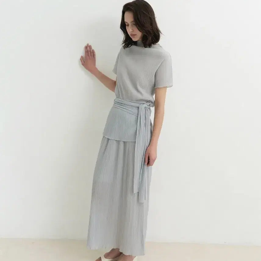 [BUNJANG] Torte Pleated Wrap Top Blouse / 새상품 토르테 플리츠 랩 탑 블라우스 랩 하객룩