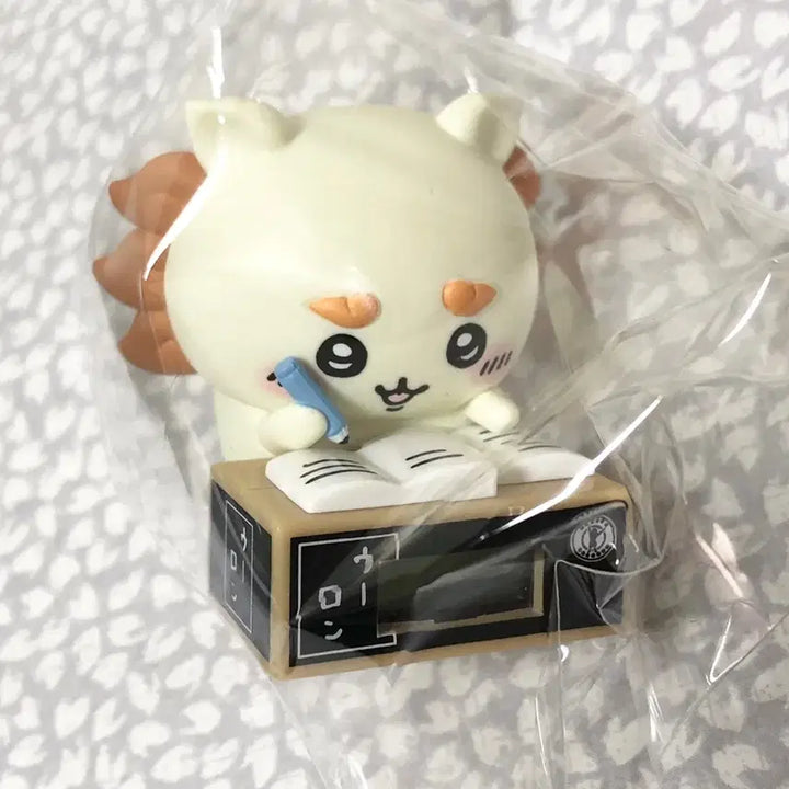 [BUNJANG] Cheekawaii Chikawa Clock Gacha Figure / 치이카와 먼작귀 시계 가챠 시사 새상품