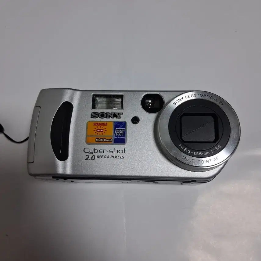 [BUNJANG] Sony Cyber-shot 2.0 Megapixel Digital Camera / 소니 사이버샷 2.0 메가픽셀 디지털 카메라