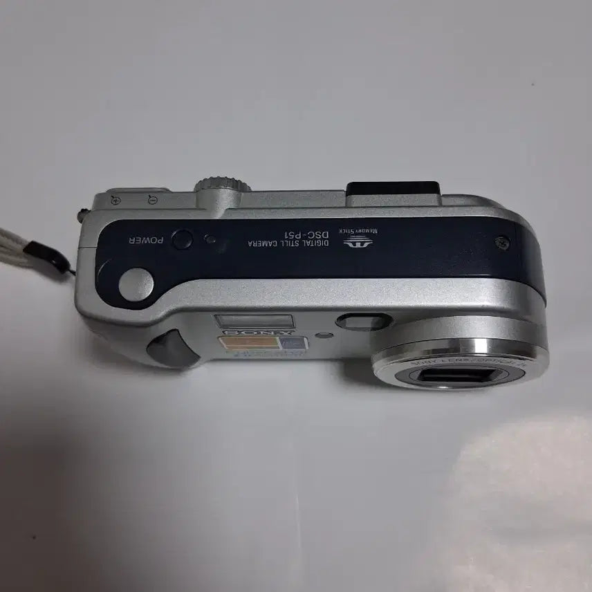 [BUNJANG] Sony Cyber-shot 2.0 Megapixel Digital Camera / 소니 사이버샷 2.0 메가픽셀 디지털 카메라