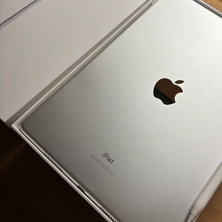 [BUNJANG] iPad Air 3 64GB Bundle with Apple Pencil (1st Gen) - Full Box / 아이패드에어3+애플펜슬(풀박스)64gb