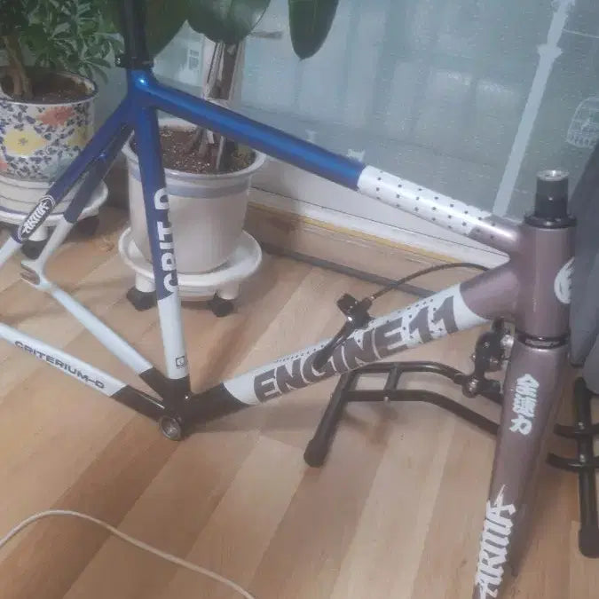 [SOLD OUT] 엔진11 메탈블루 프레임셋 판매만