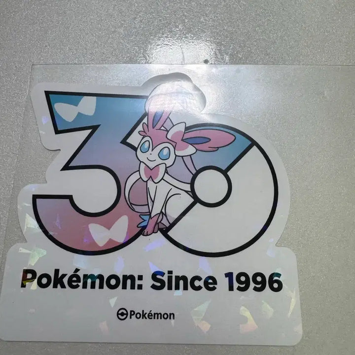 [BUNJANG] Pokemon 30th Anniversary Logo Sticker Sylveon / 포켓몬 30주년 로고스티커 님피아 + 랜덤 10장