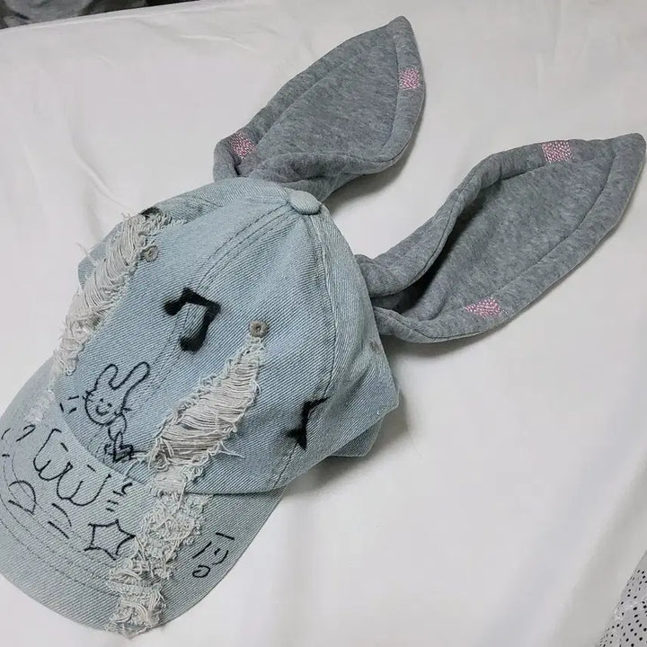 [BUNJANG] NewJeans Rabbit Hat / 뉴진스 토끼 모자