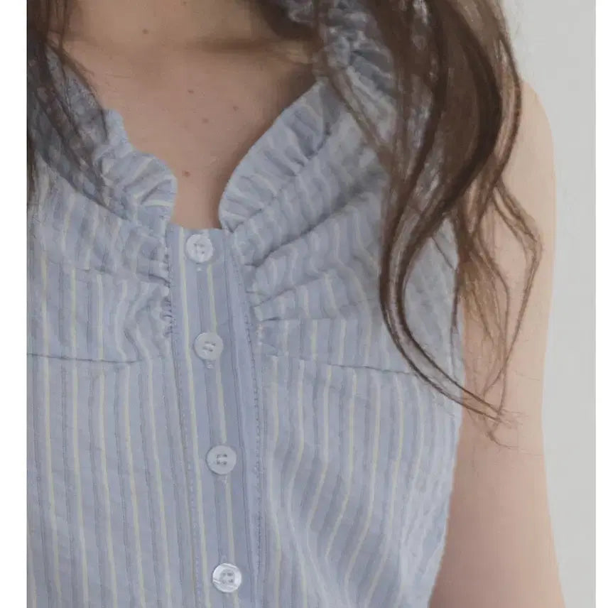 [BUNJANG] Twieve Ruahrd Frill Stripe Two-Way Blouse / 트위 루하드 프릴 스트라이프 투웨이 블라우스