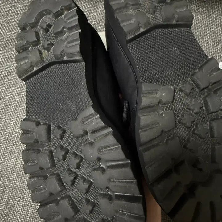 [BUNJANG] Romantic Move Heavy Duty Boots 260 Size / 네고x (유일매물)로맨틱무브 헤비 듀티 부츠 260사이즈