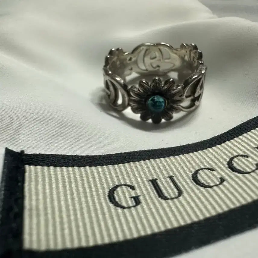 [BUNJANG] Gucci Flower Ring Size 17 / 구찌 플라워링(17호)