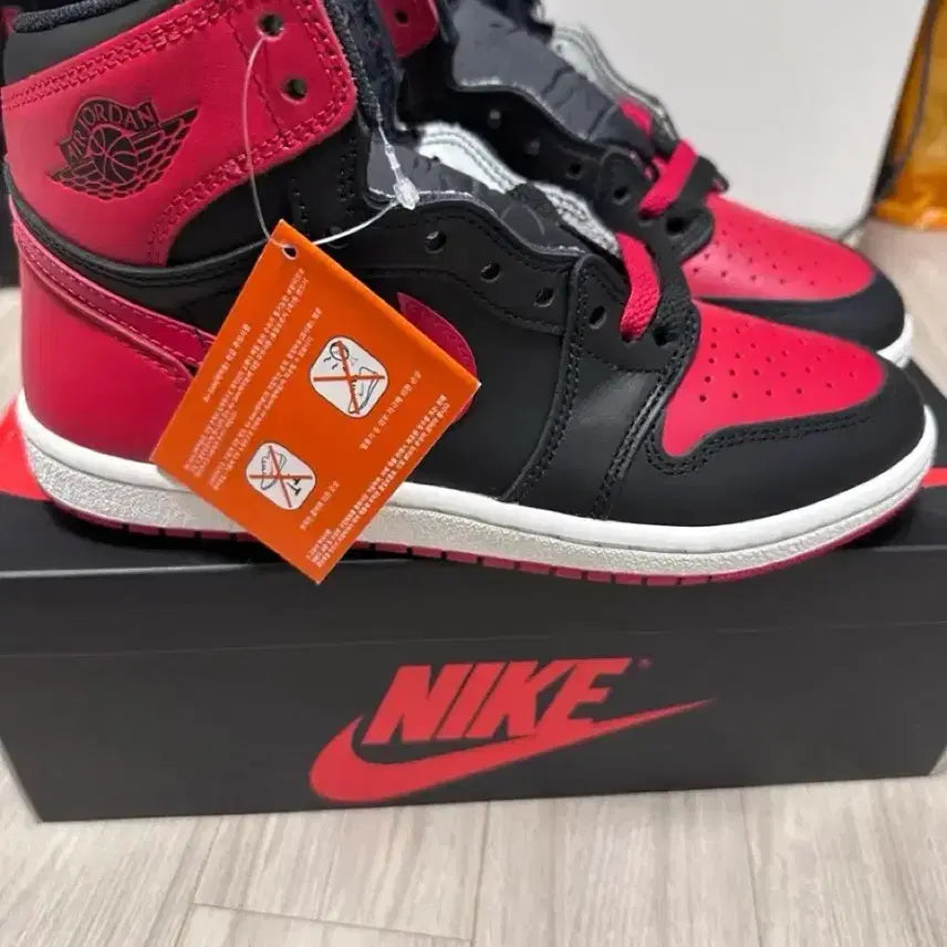 [BUNJANG] Nike Air Jordan 1 High 85 Bred (260mm) / 나이키 조던1 85브레드 260