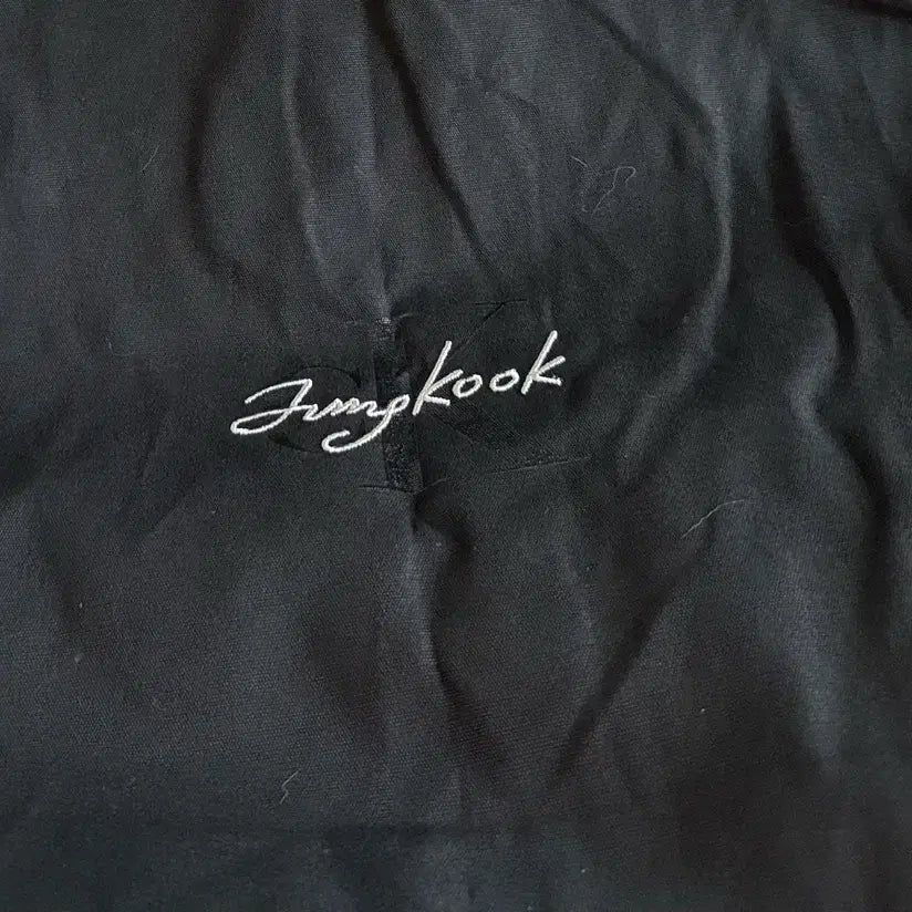 [BUNJANG] Calvin Klein Jungkook Collaboration Eco Bag / 캘빈클라인 정국 콜라보 정품 에코백
