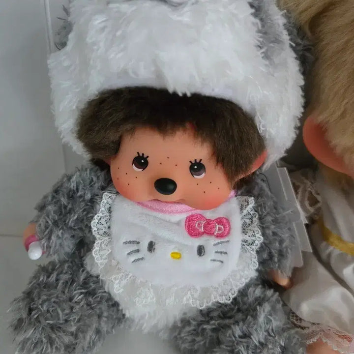 [BUNJANG] Monchhichi Panda Doll with Hello Kitty Bib / 몬치치 판다