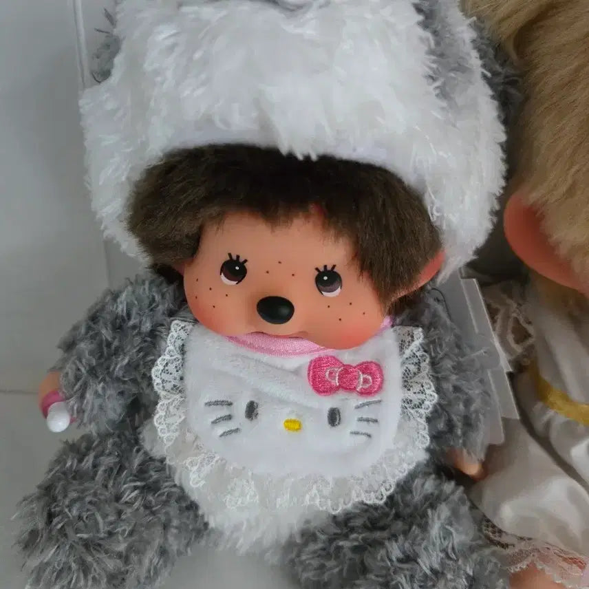 [BUNJANG] Monchhichi Panda Doll with Hello Kitty Bib / 몬치치 판다