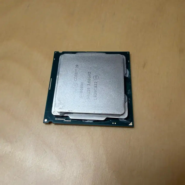 [BUNJANG] Intel Core i9-9900K Processor / I9-9900K CPU 판매합니다.