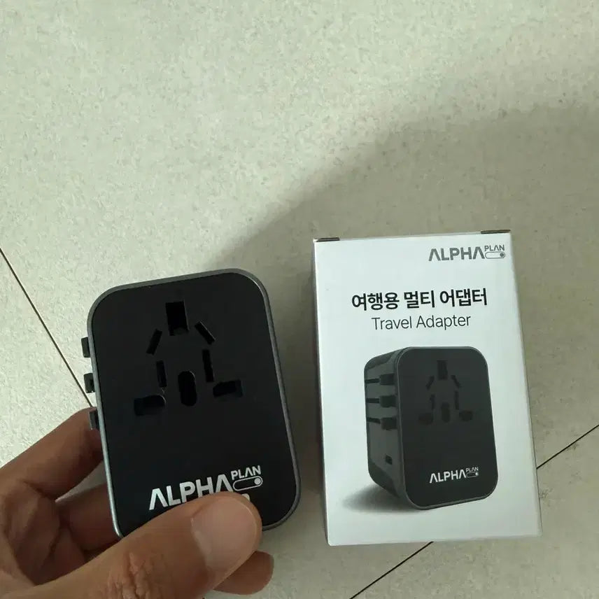 [BUNJANG] Alpha Plan 28W Multi Adapter Black / 해외 여행용 멀티 어댑터 블랙