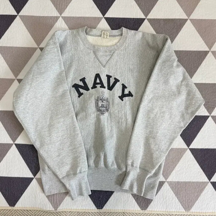 [BUNJANG] Bronson Navy Sweatshirt / [44] 브론슨 NAVY 스웻셔츠 스웨트 맨투맨