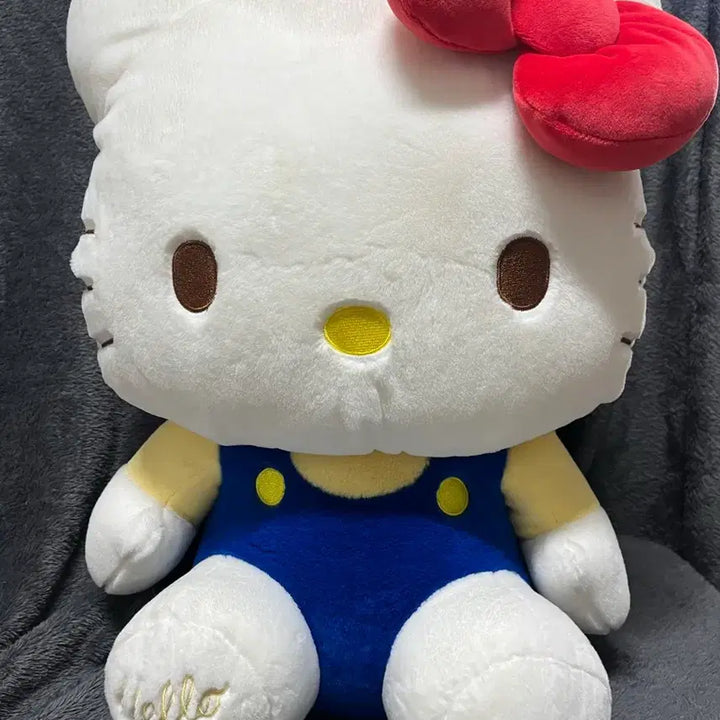 [BUNJANG] Sanrio Hello Kitty Large Plush Doll 45cm / 산리오 헬로키티 대형인형 45cm 키티인형