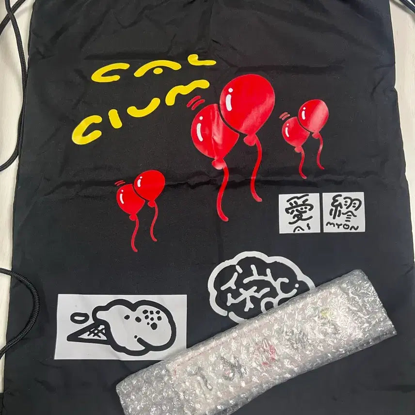[BUNJANG] Aimyon Goods Bag &amp; Badge Bundle Set / 아이묭 굿즈 가방 + 뱃지 일괄
