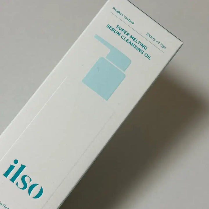 [BUNJANG] Isntree Super Melting Sebum Cleansing Oil / 일소 슈퍼 멜팅 세범 클렌징 오일