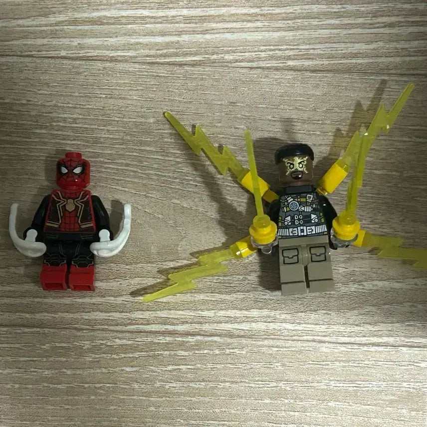 [BUNJANG] Lego Spider-Man Electro Minifigure Bundle Set / 레고 스파이더맨 일렉트로 미니피겨 일괄
